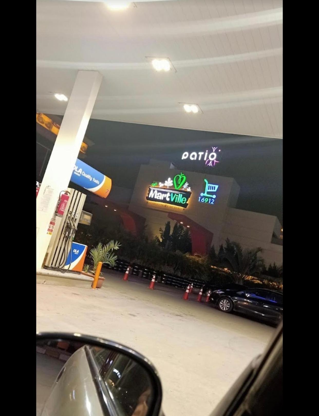 شقة في قلب القاهرة الجديدة تطل على شارع التسعين الشمالي Esterno foto